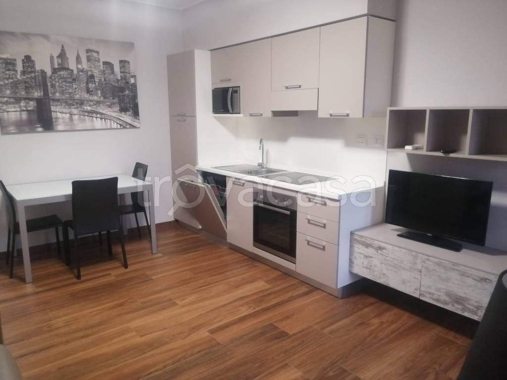 appartamento in affitto a Milano in zona Solari