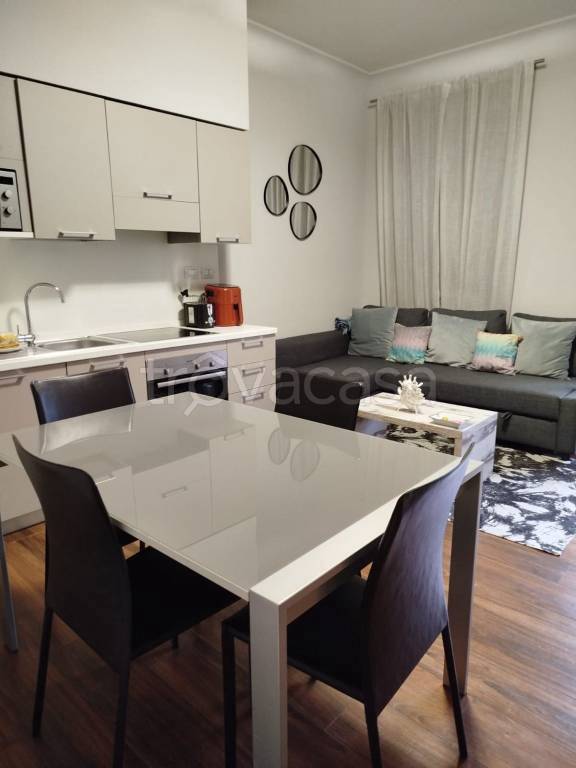 appartamento in affitto a Milano in zona Solari