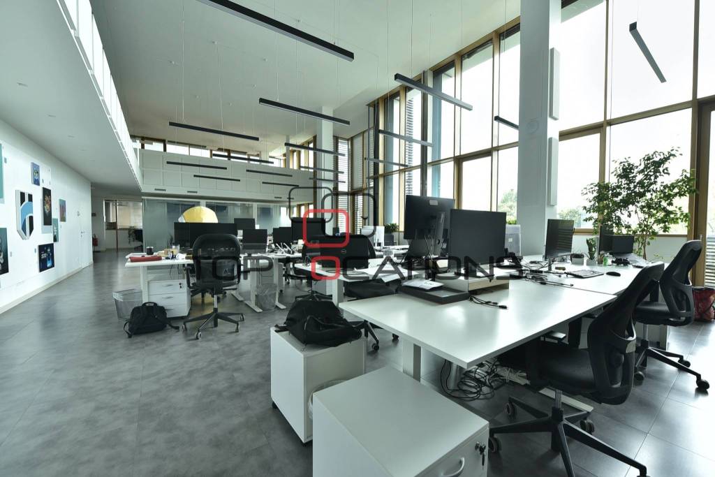 ufficio in affitto a Milano