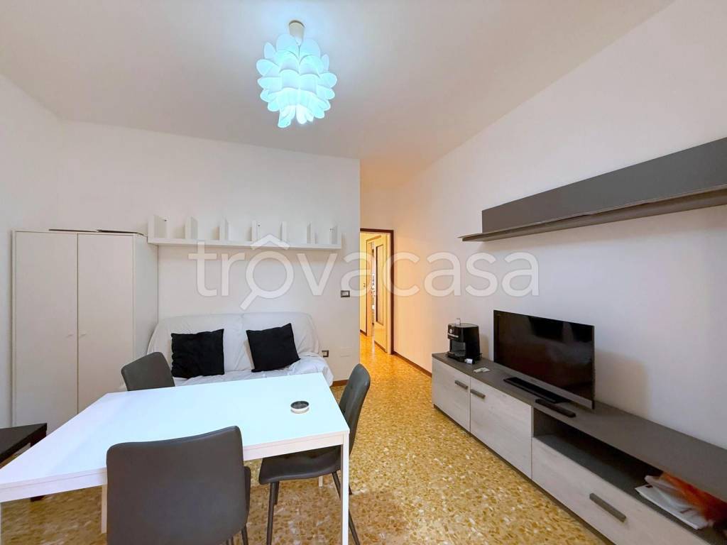 appartamento in affitto a Milano in zona Centro Direzionale
