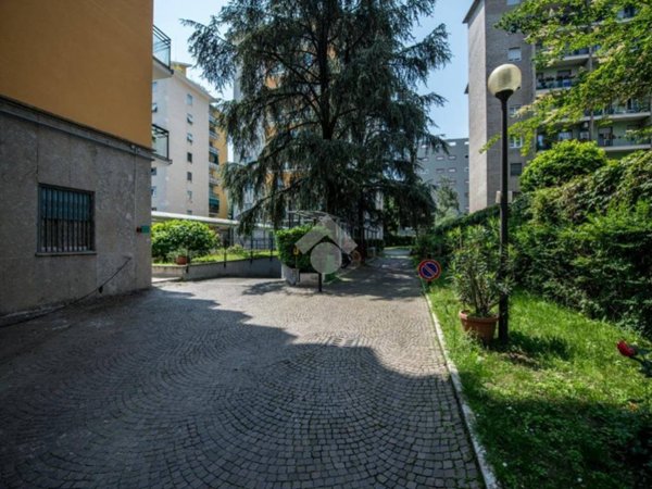appartamento in affitto a Milano in zona Piazzale Lodi