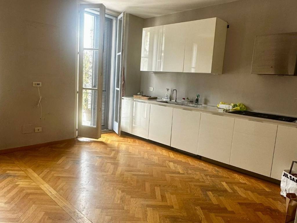 appartamento in affitto a Milano in zona Sant'Ambrogio