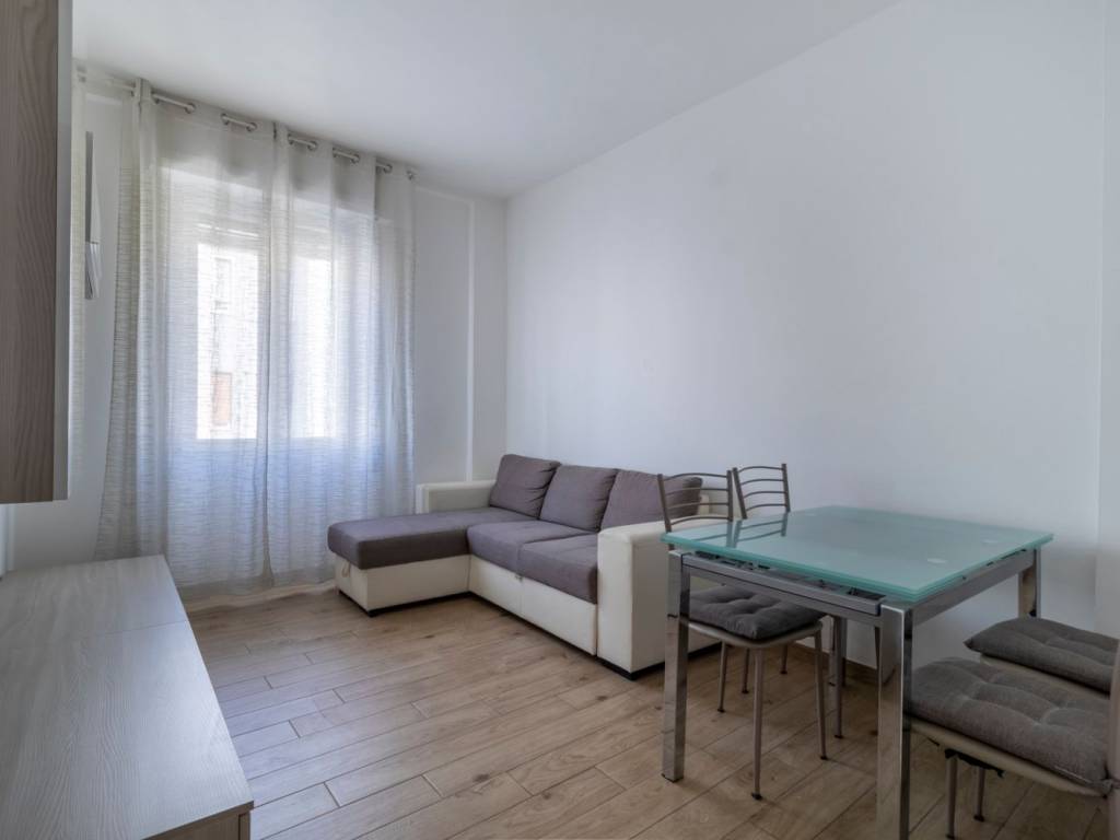 appartamento in affitto a Milano in zona Famagosta