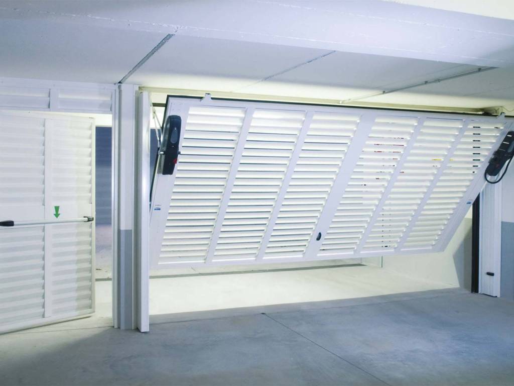 locale commerciale in affitto a Milano in zona Centro Direzionale