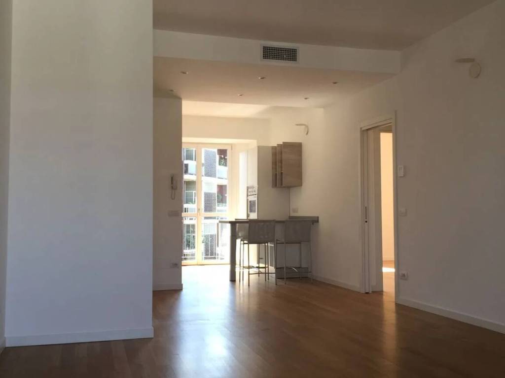 appartamento in affitto a Milano in zona Centro Direzionale