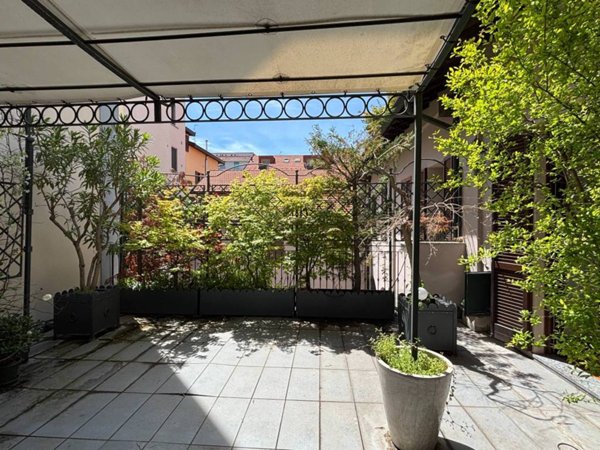 casa indipendente in affitto a Milano in zona Chiesa Rossa