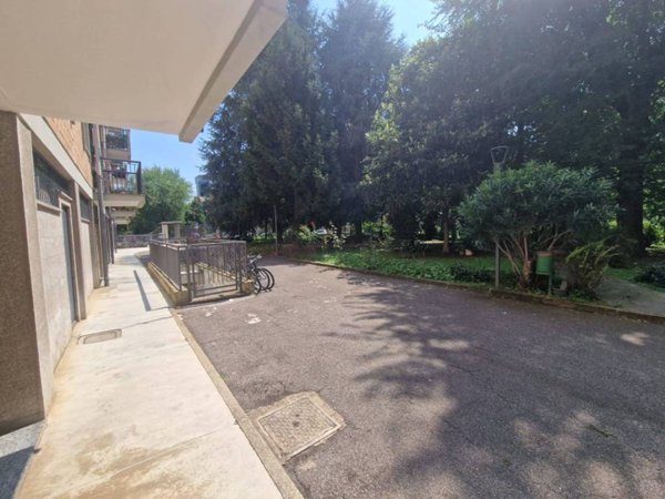 appartamento in affitto a Milano in zona Trenno