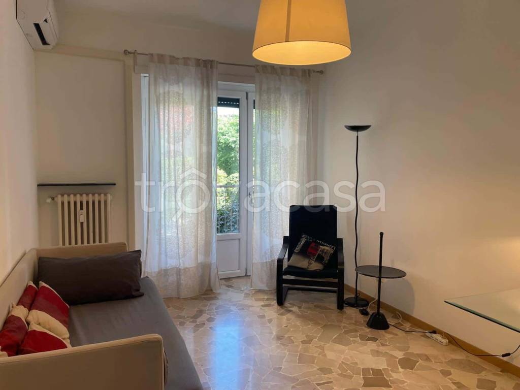 appartamento in affitto a Milano in zona Corvetto