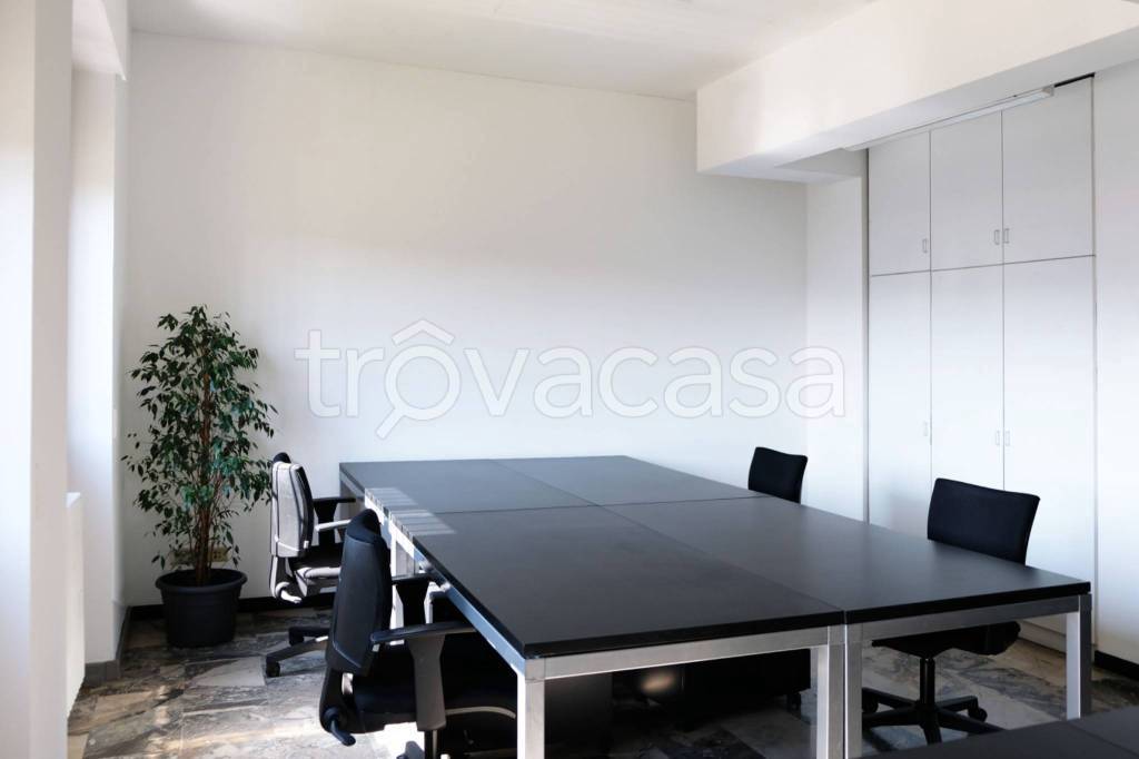 ufficio in affitto a Milano in zona Stazione Centrale