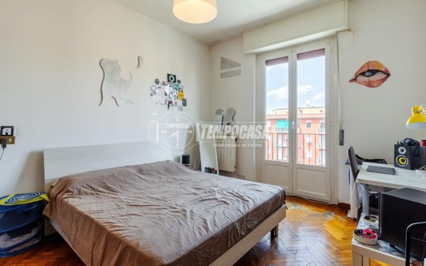 negozio in affitto a Milano in zona Corvetto