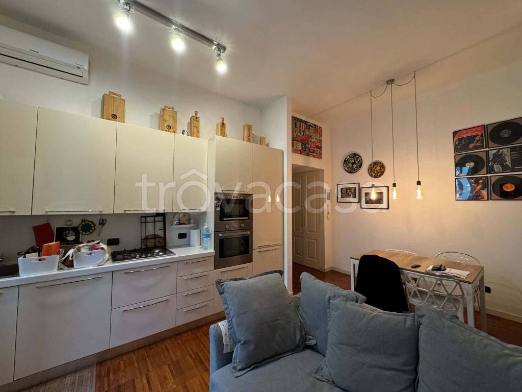 appartamento in affitto a Milano in zona Isola