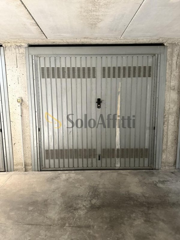 appartamento in affitto a Milano in zona Famagosta