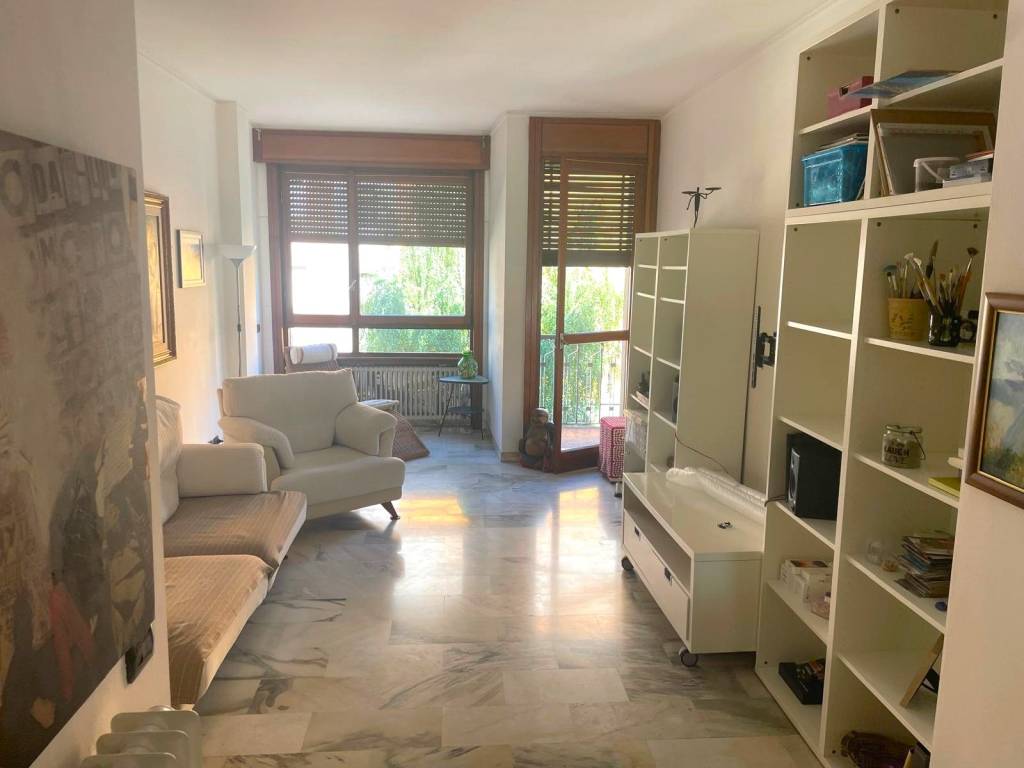 appartamento in affitto a Milano in zona Isola