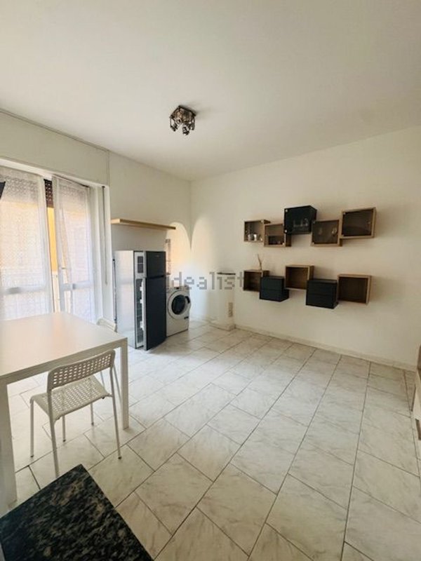 appartamento in affitto a Milano in zona Famagosta