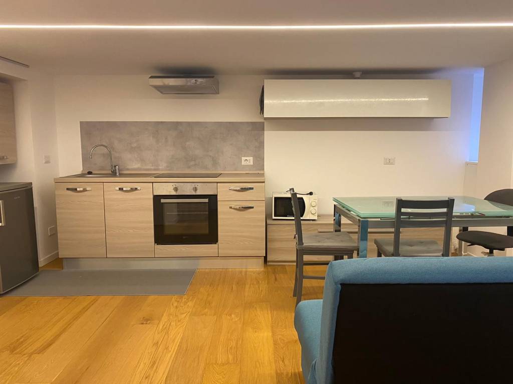 appartamento in affitto a Milano in zona Cadorna