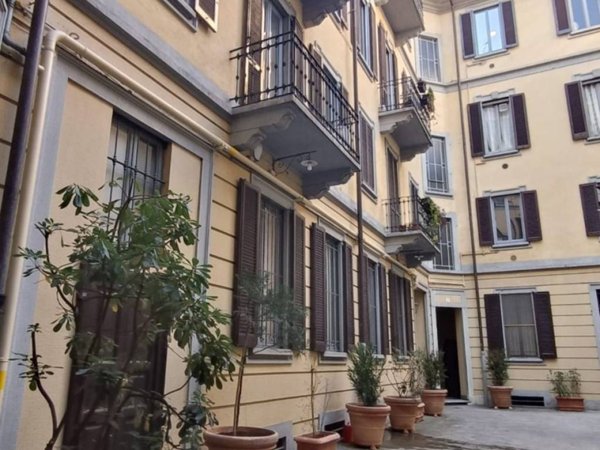 appartamento in affitto a Milano in zona Centro Direzionale