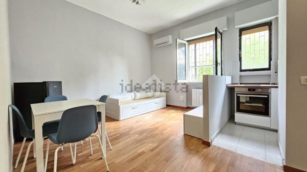 appartamento in affitto a Milano in zona Feltre