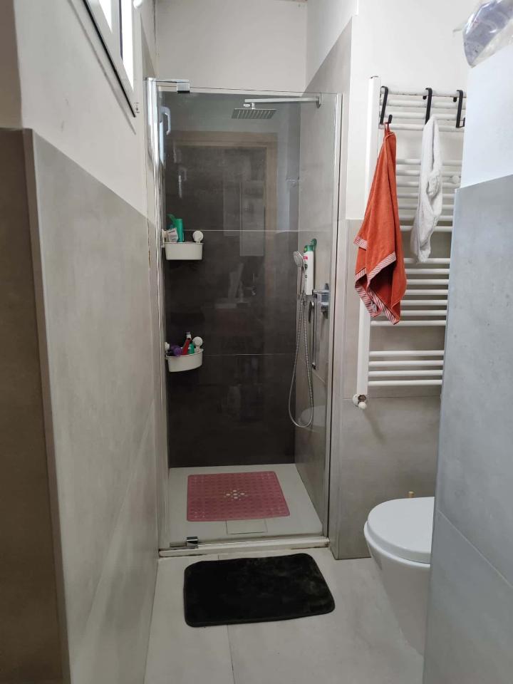 negozio in affitto a Milano in zona Morivione
