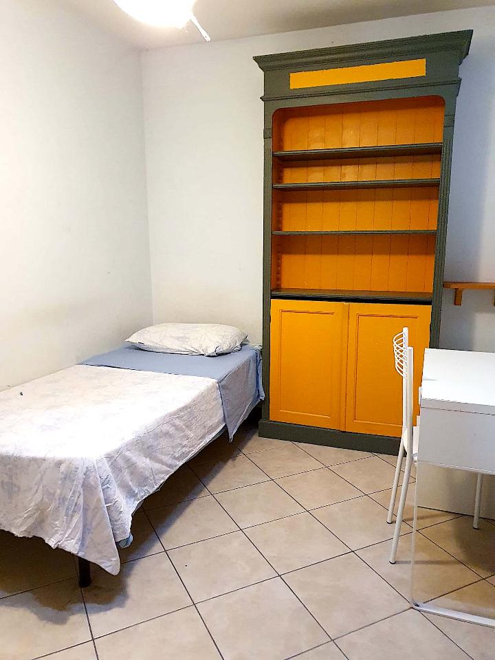 negozio in affitto a Milano in zona San Cristoforo