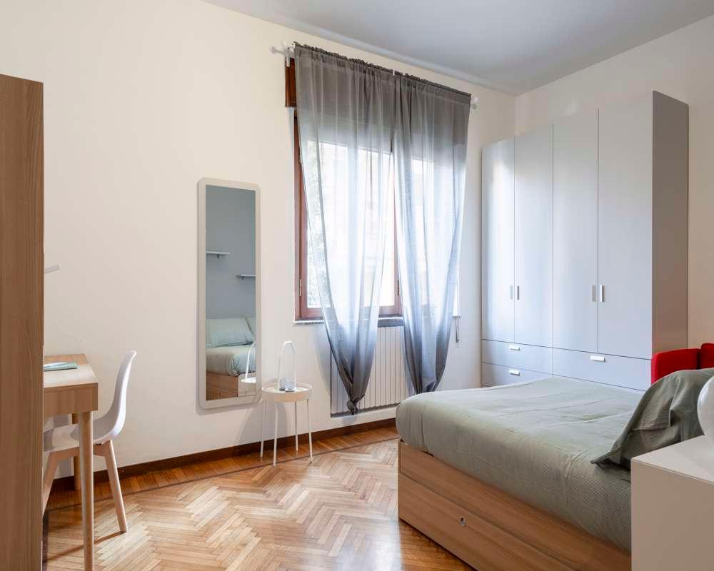negozio in affitto a Milano in zona Affori
