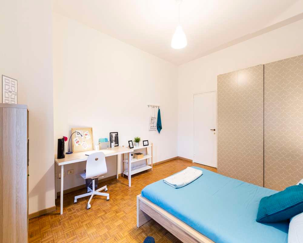 negozio in affitto a Milano in zona Porta Vigentina