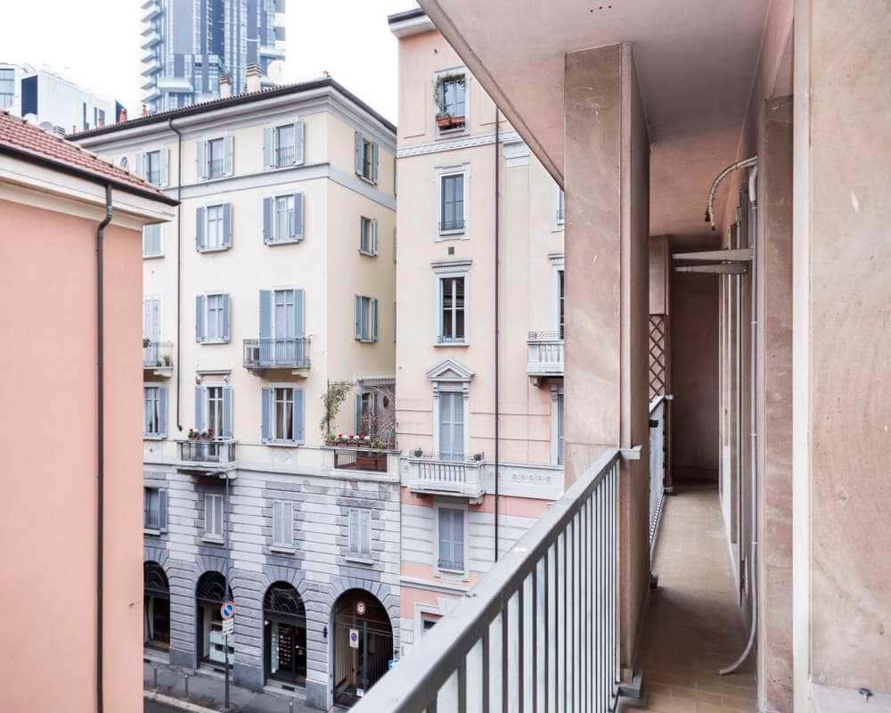 negozio in affitto a Milano in zona Centro Direzionale