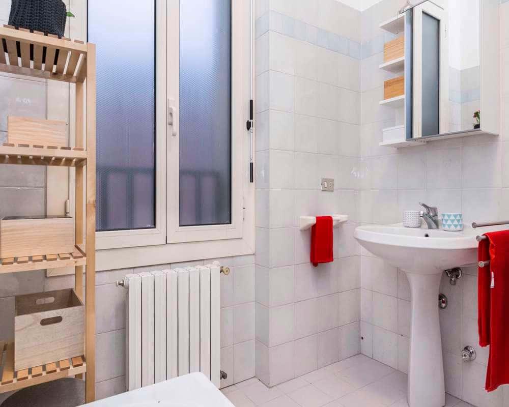 negozio in affitto a Milano in zona Centro Direzionale