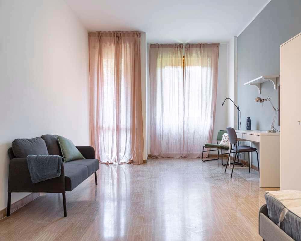 negozio in affitto a Milano in zona Corvetto