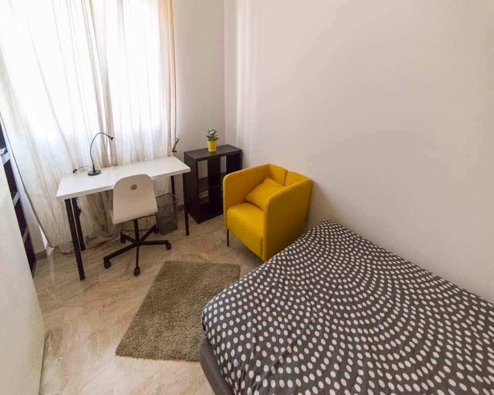negozio in affitto a Milano in zona Lambrate