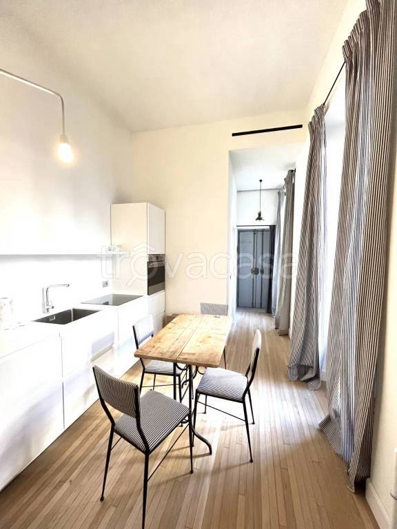 appartamento in affitto a Milano