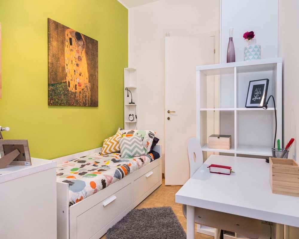 negozio in affitto a Milano in zona Centro Direzionale