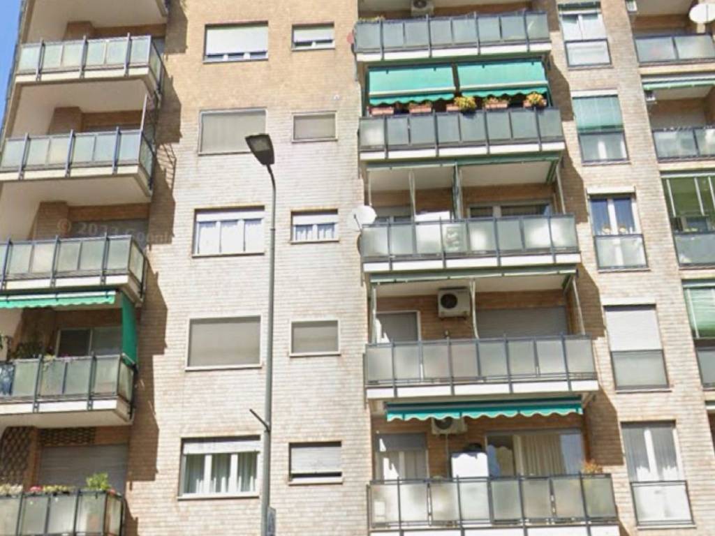 appartamento in affitto a Milano in zona Famagosta