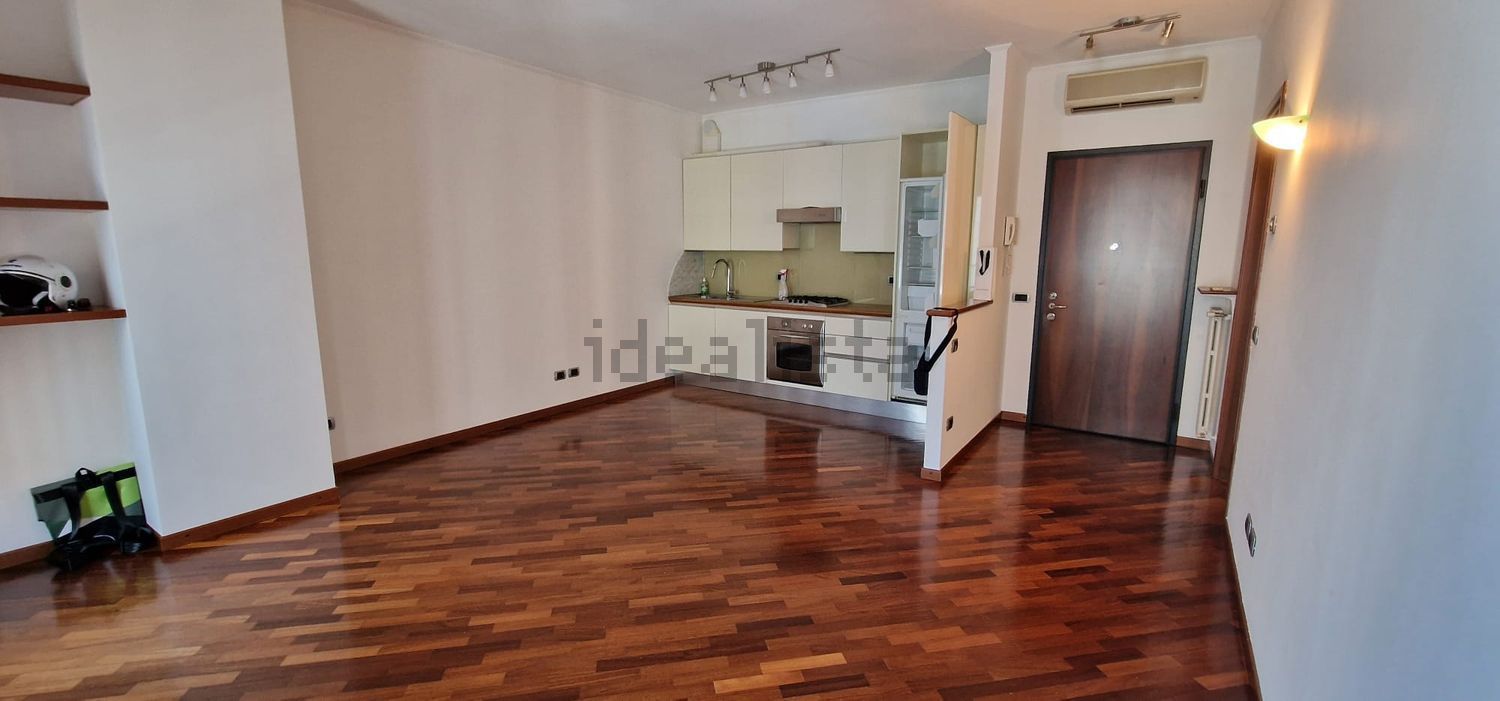 appartamento in affitto a Milano in zona Isola