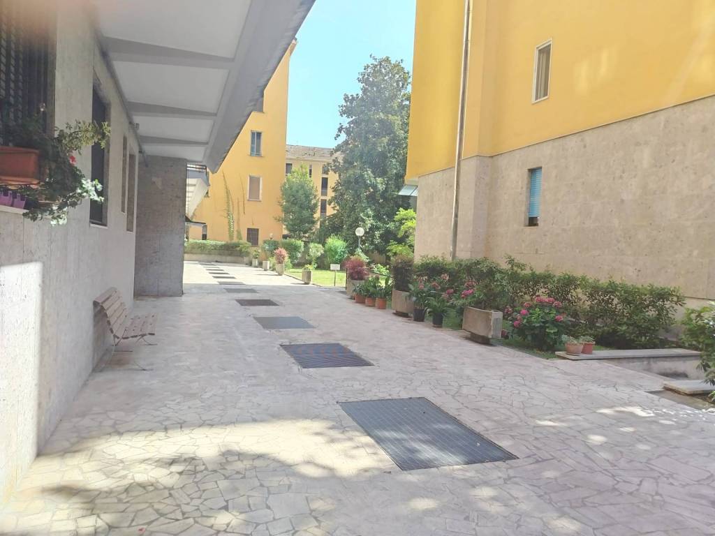 appartamento in affitto a Milano in zona Isola