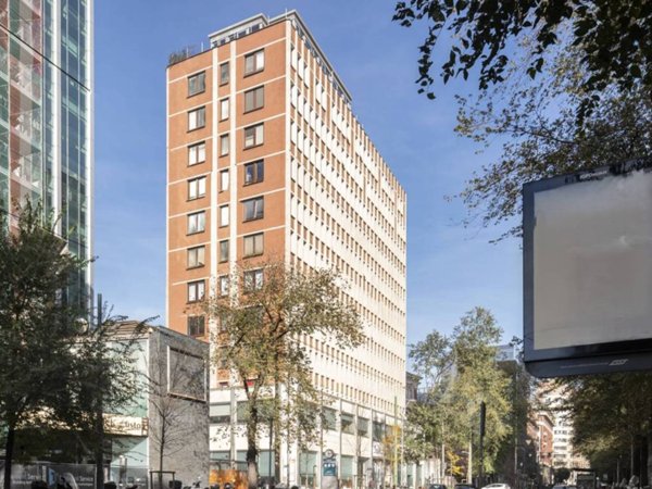 ufficio in affitto a Milano in zona Centro Direzionale