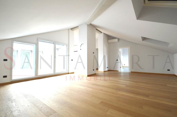 appartamento in affitto a Milano in zona Solari