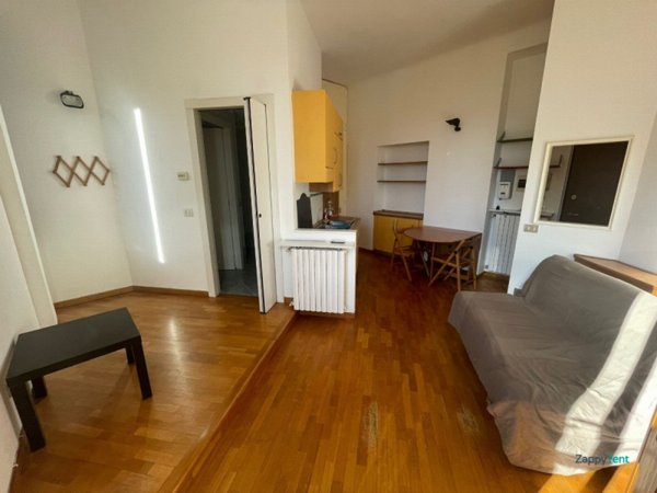 appartamento in affitto a Milano in zona Baggio