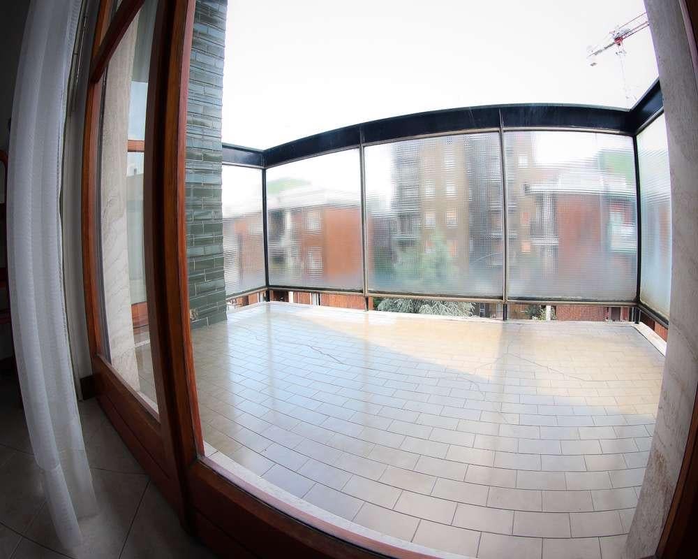 appartamento in affitto a Milano in zona Lorenteggio