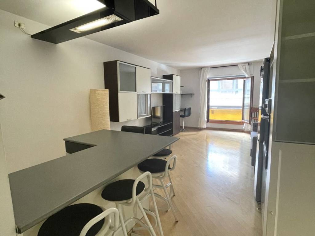 appartamento in affitto a Milano in zona Sant'Ambrogio