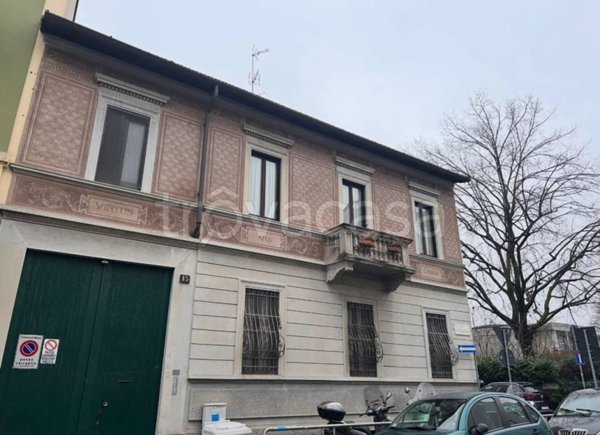 appartamento in affitto a Milano in zona Piazzale Lodi