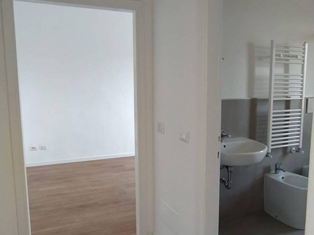 appartamento in affitto a Milano in zona Lorenteggio