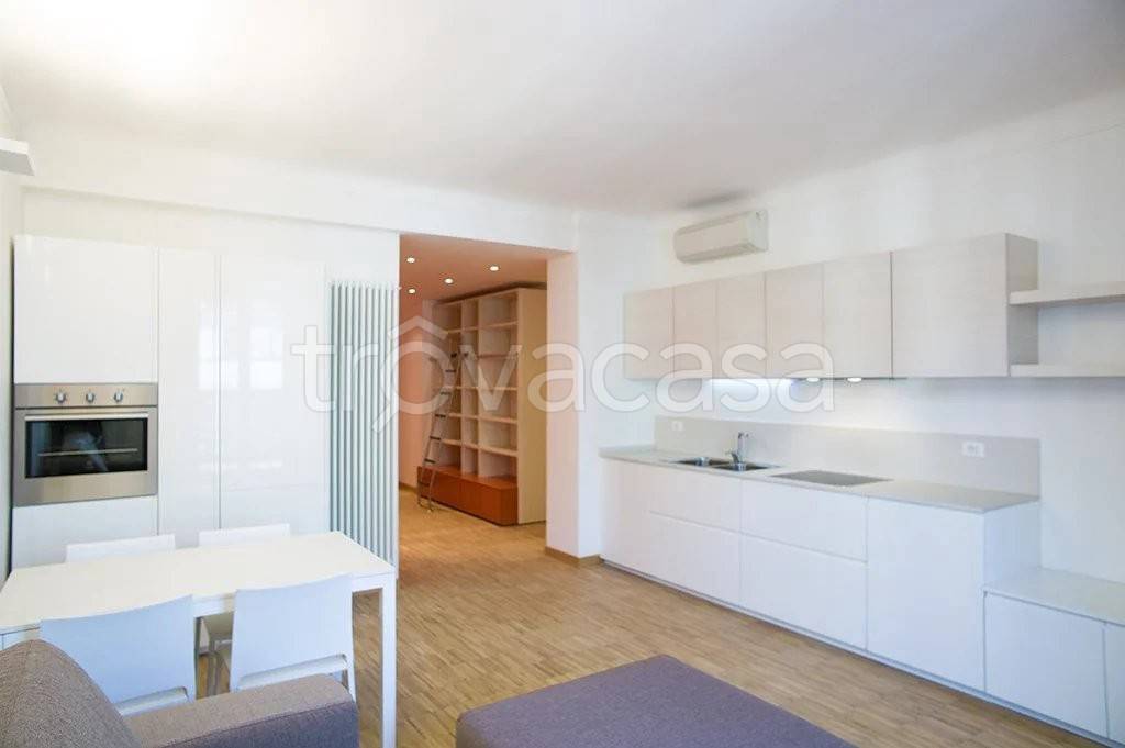 appartamento in affitto a Milano