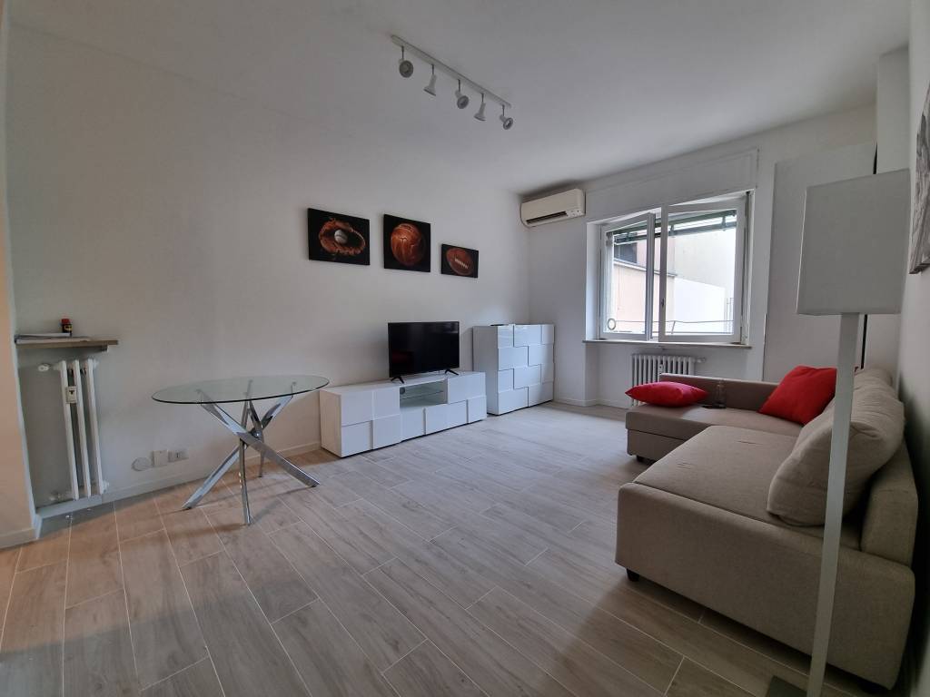 appartamento in affitto a Milano in zona Solari