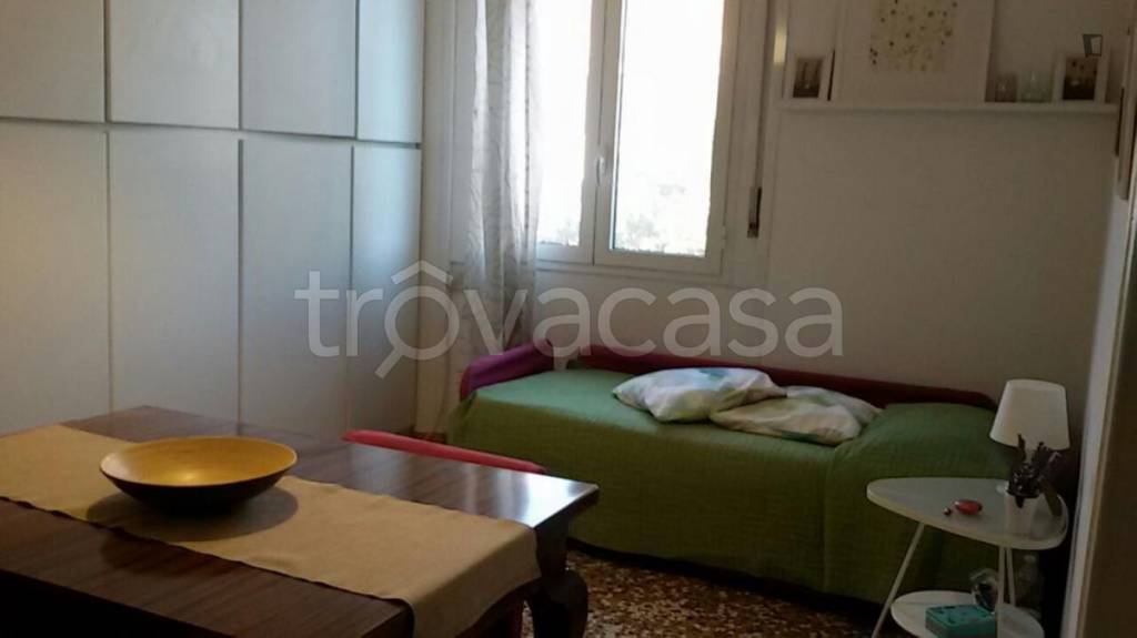 appartamento in affitto a Milano in zona Solari