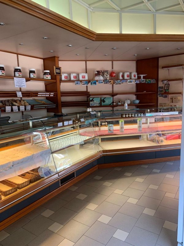 negozio in affitto a Milano