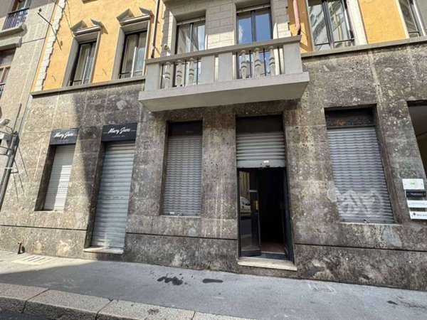 negozio in affitto a Milano
