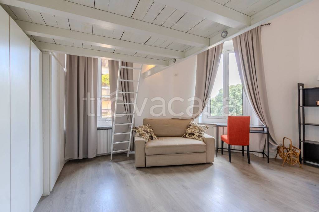 appartamento in affitto a Milano in zona Isola