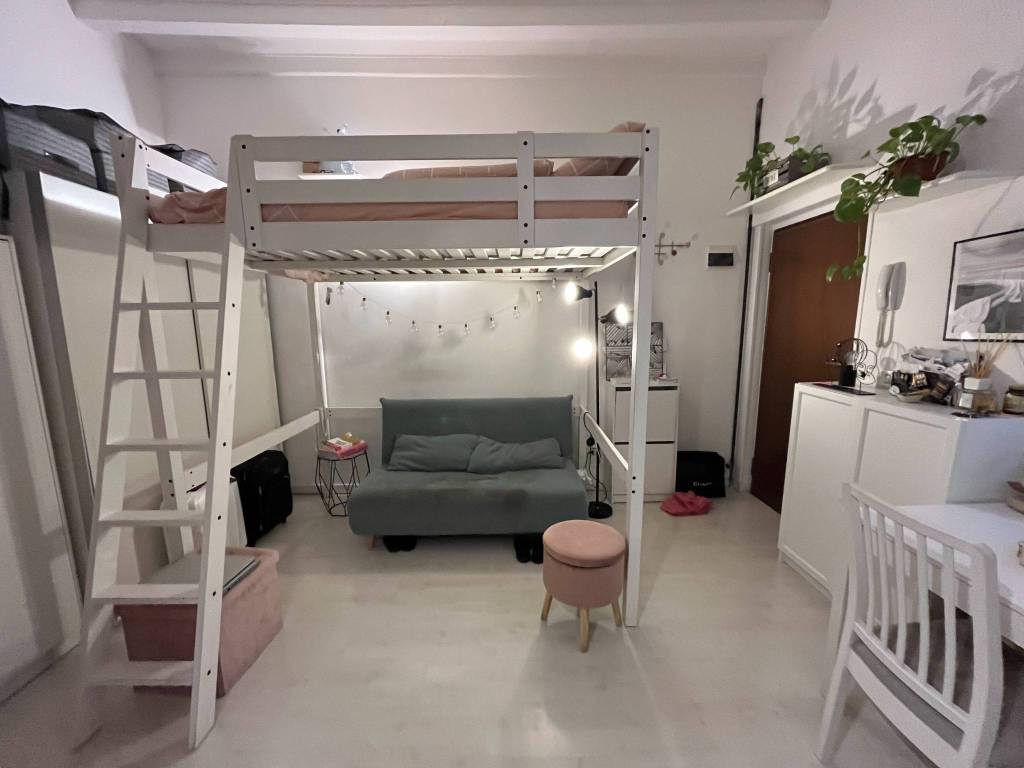 appartamento in affitto a Milano in zona Solari