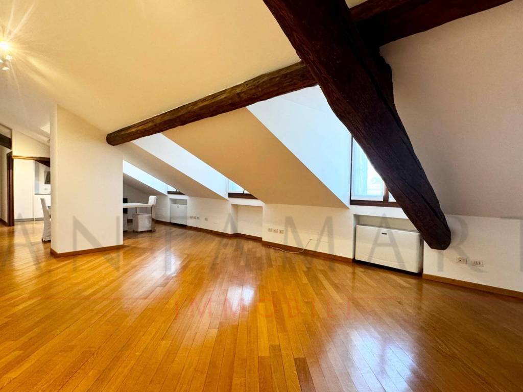 appartamento in affitto a Milano in zona Sempione