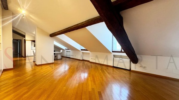 appartamento in affitto a Milano in zona Cadorna